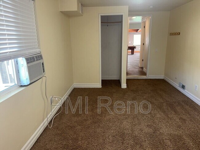 Building Photo - 2856 Waterfield Dr