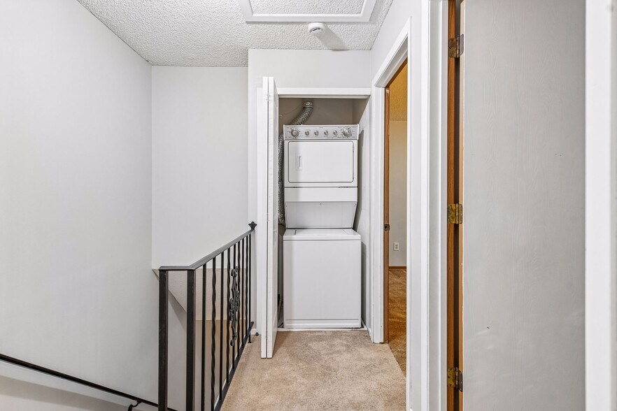 Building Photo - 13316 Zenith Ln