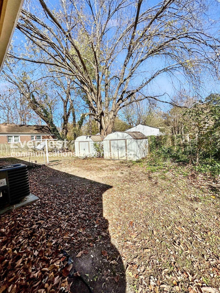 Building Photo - 206 Cambridge Pl