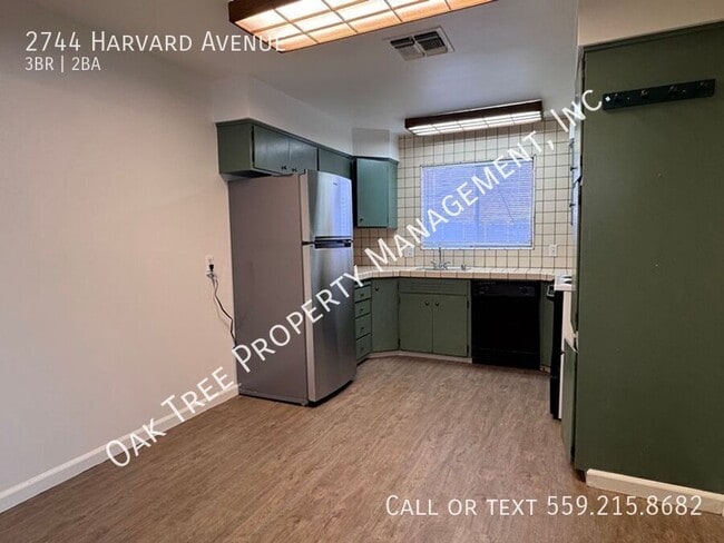 Building Photo - 2744 Harvard Ave