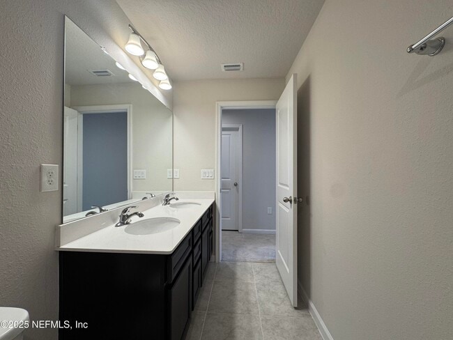 Building Photo - 1530 Tan Tara Trl