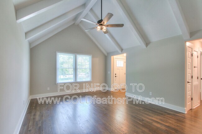 Building Photo - 3025 Blackwood Dr