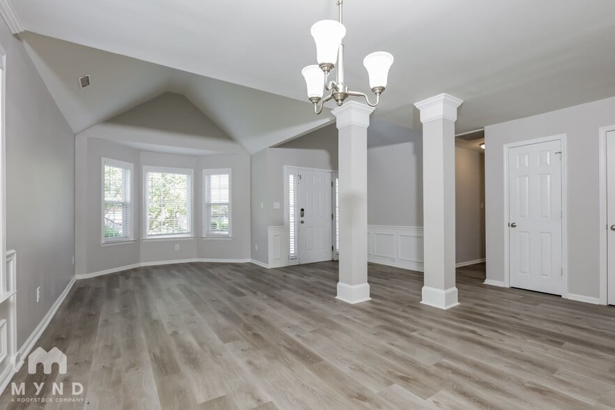 Building Photo - 5400 Alafia Ct