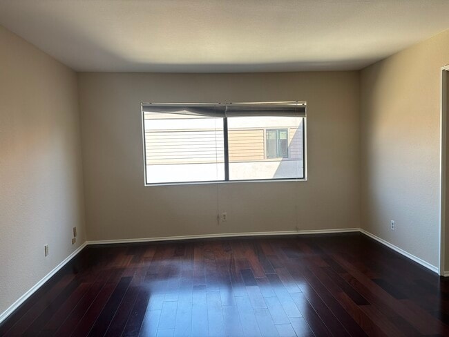 Building Photo - 4541 Alla Rd