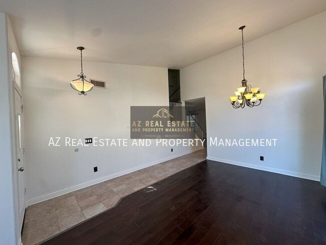 Building Photo - 1150 S Cholla St