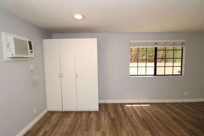 Building Photo - 4025 Casita Way