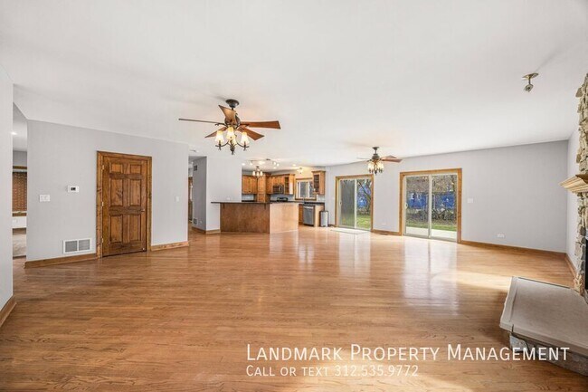 Building Photo - 12313 71st Ct