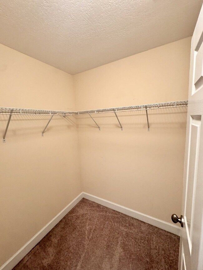 Building Photo - Charming 2 Bed, 2 Bath Home in Lynn Haven, FL - Perfect for Cozy Living!