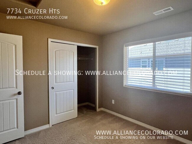 Building Photo - 7734 Cruzer Hts