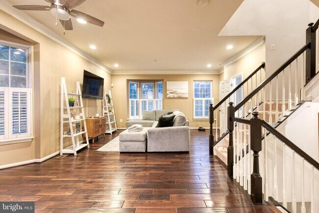 Building Photo - 2 Millhaven Ct