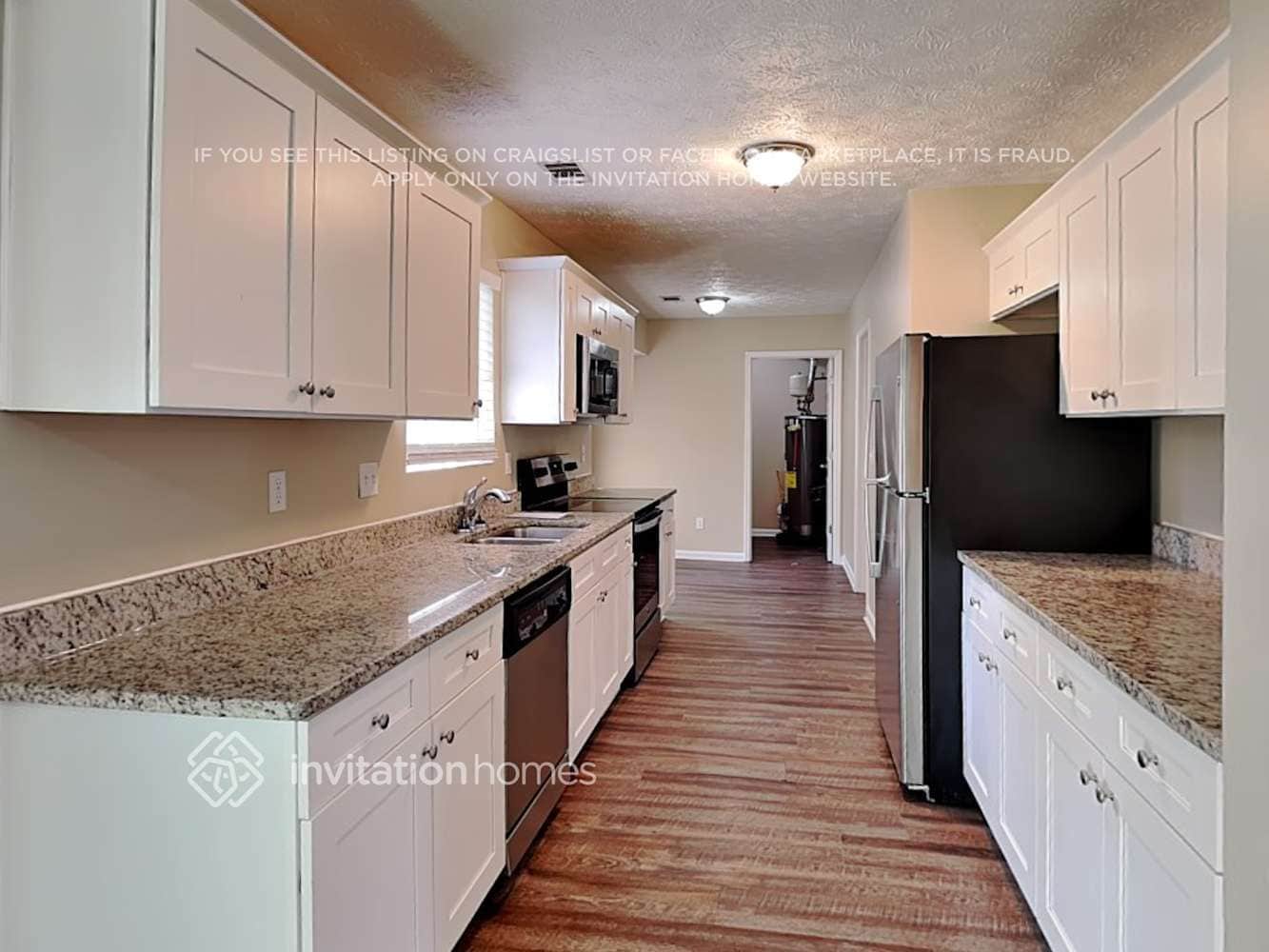 Building Photo - 5425 Radford Ln