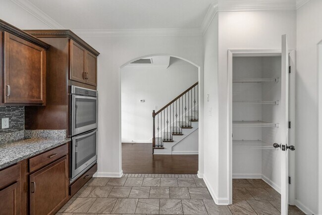 Building Photo - 2863 McManus Cir
