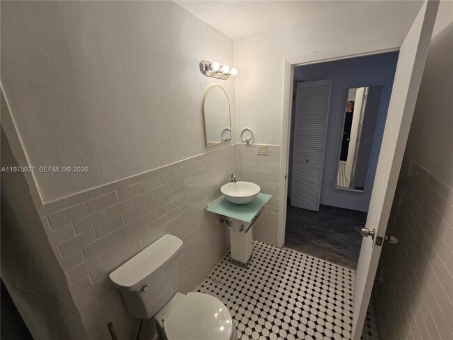 Building Photo - 1345 Pennsylvania Ave