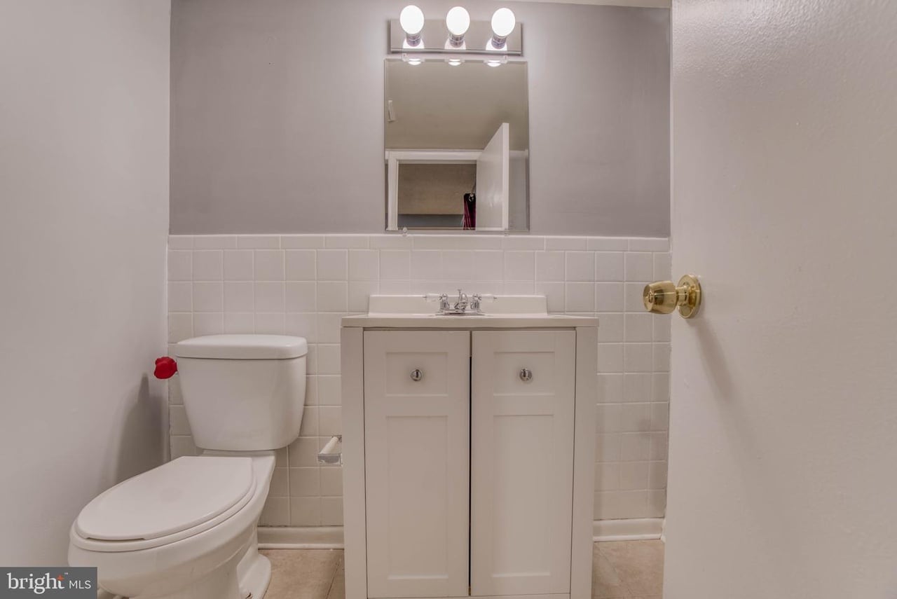 Half Bath - 9909 Maidbrook Rd