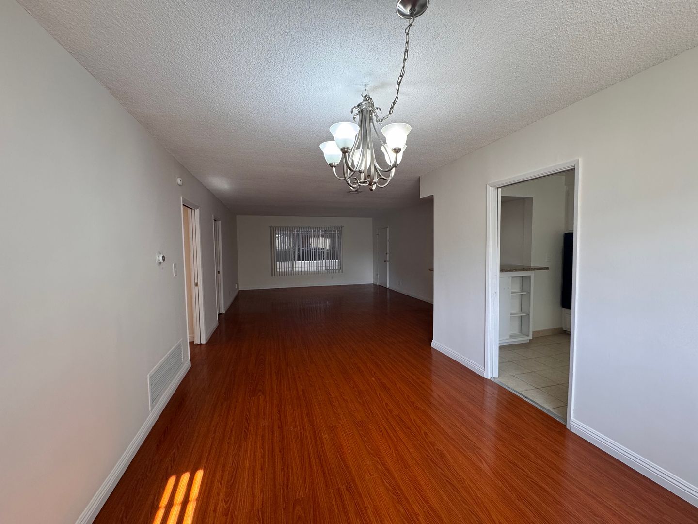 Building Photo - 1065 S Holt Ave