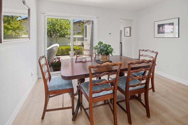 Building Photo - +55 Community, 2 BD with AC