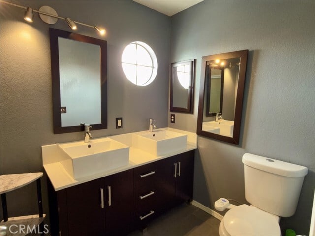 Building Photo - 16009 Ranch Ln