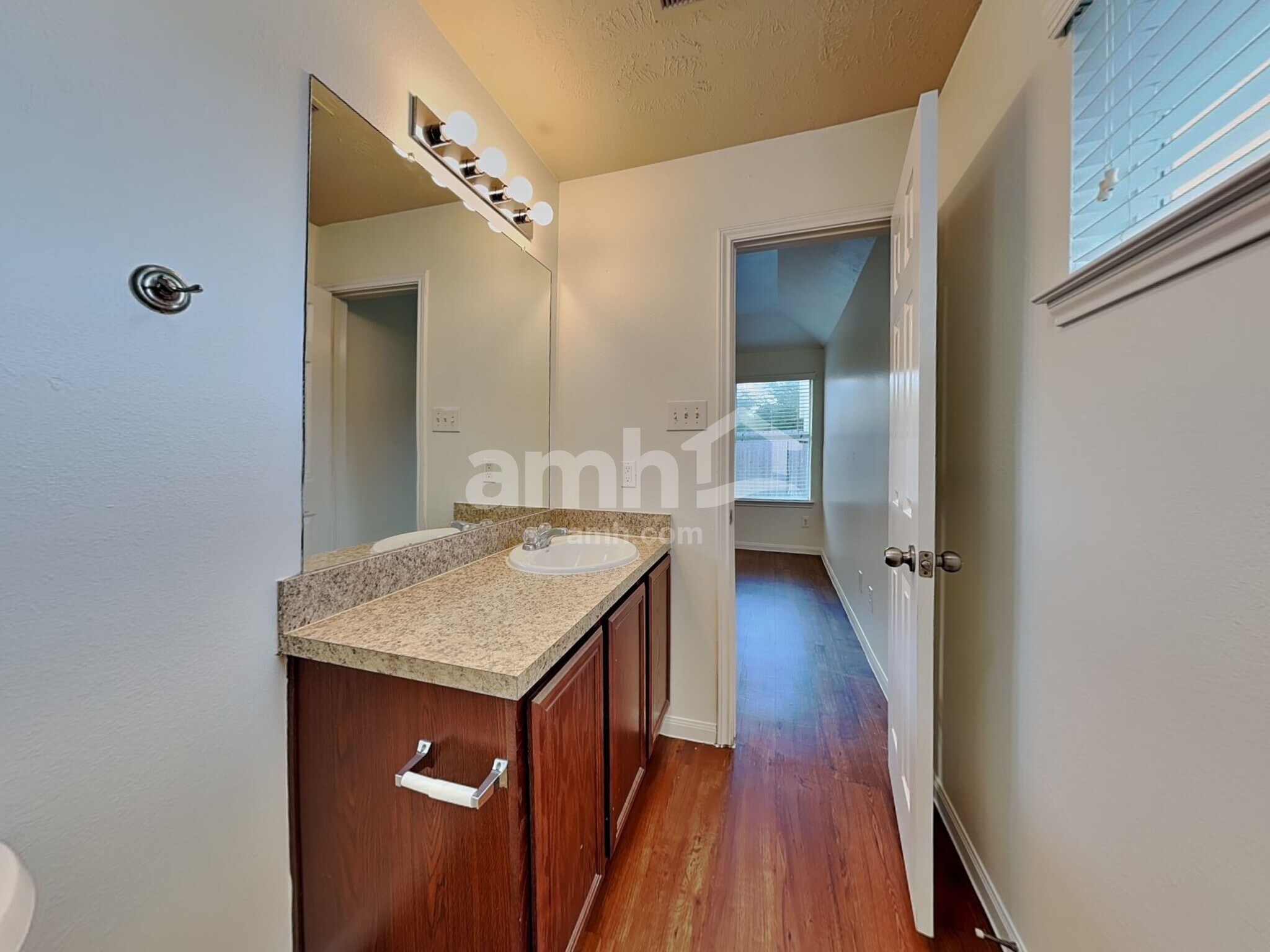 Building Photo - 6034 Brenwood Trails Ln