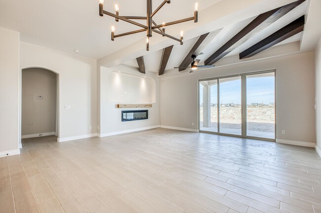 Building Photo - Beautiful East side House 4 bed-2.5 baths, part of The Club that includes Swimming Pool, Gym, Ten...