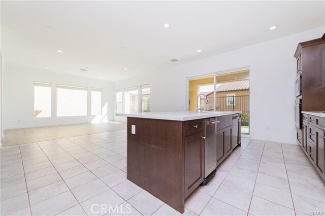 Building Photo - 20756 Spruce Cir