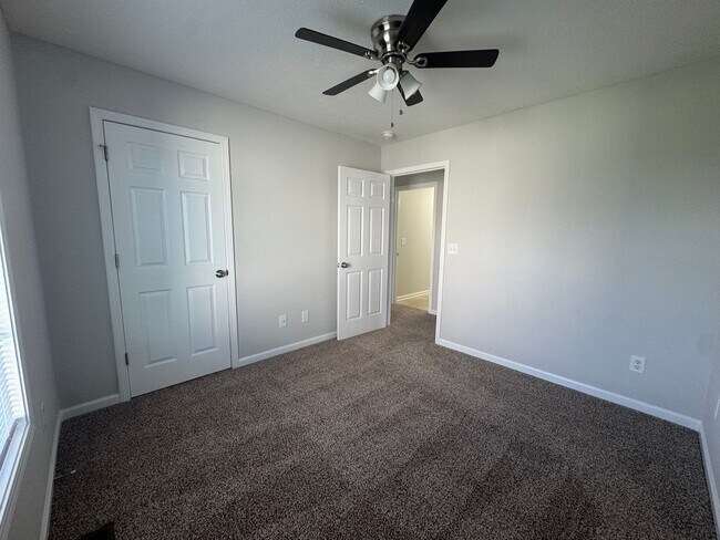 Building Photo - Newly Renovated 3BR 2BA home close to GM, Magna, Industrial Park