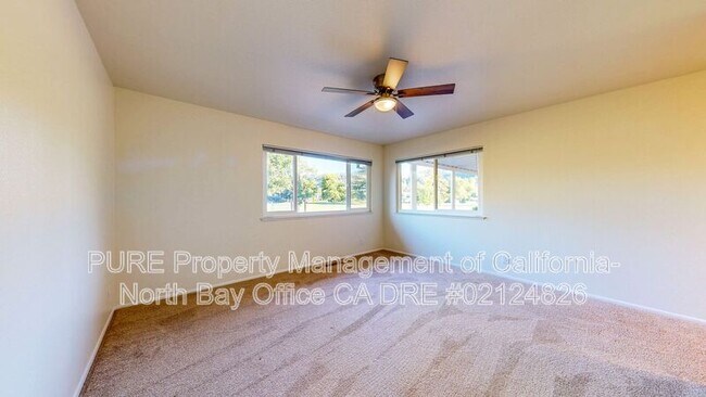 Building Photo - 351 Belhaven Cir