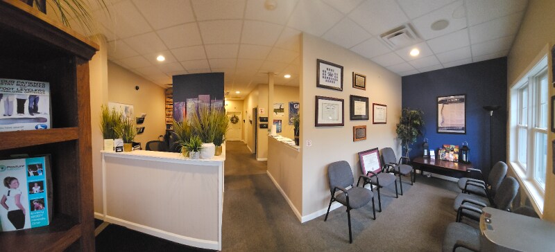 Building Photo - 712 Putnam Pike