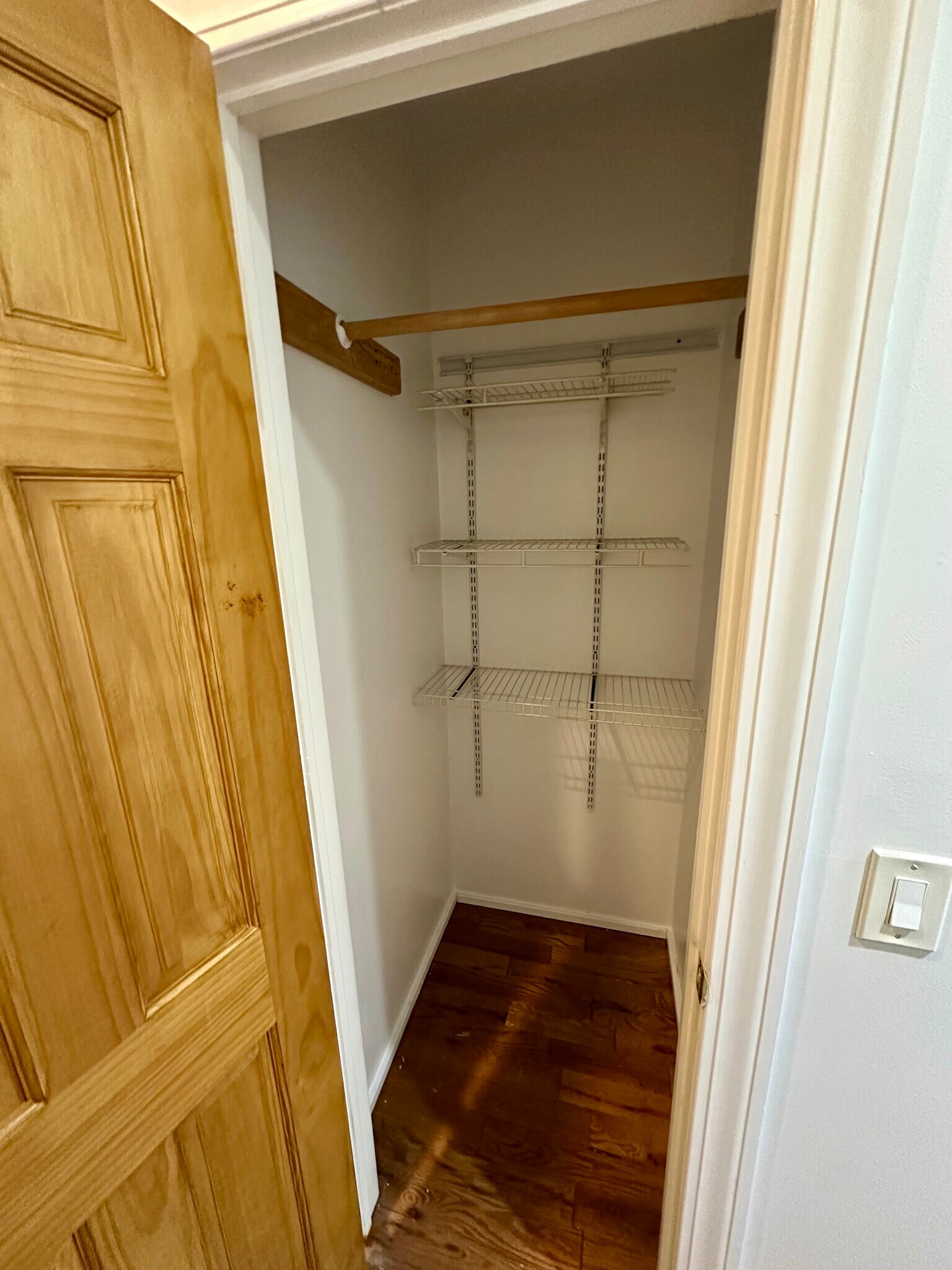 Building Photo - 37 Independence St