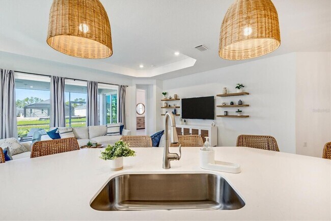 Building Photo - 17617 Santorini Ct
