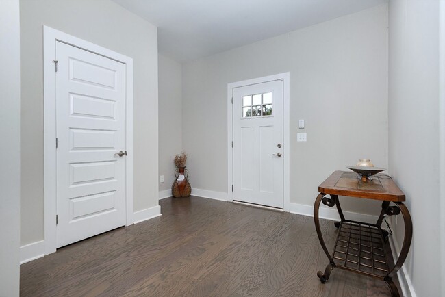 Building Photo - Room to Spread Out! 4BR, 3.5BA Home Near Liberty Creek Schools