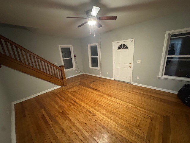 Building Photo - 217 Hollywood Dr