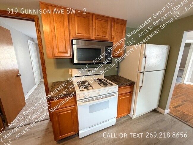 Building Photo - 319 Gunnison Ave SW