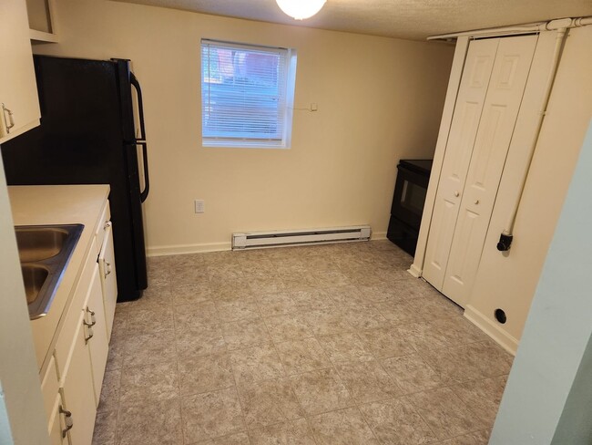 Building Photo - Affordable Apartment Outside the City Limits