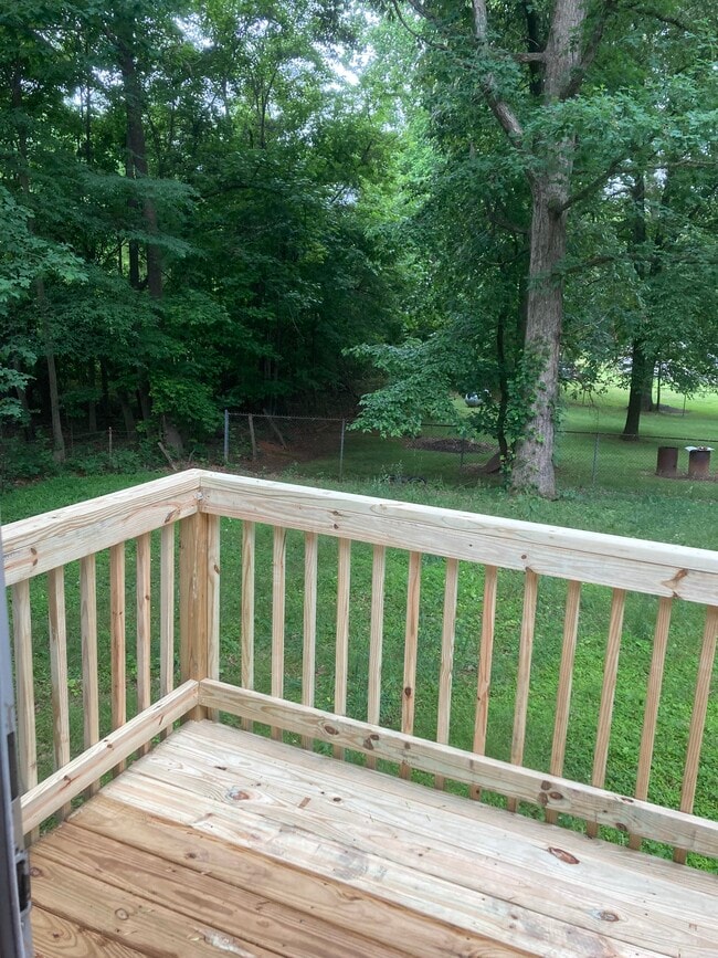 Building Photo - Zelma