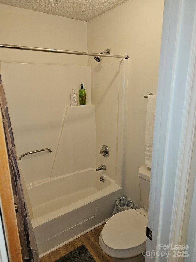 Building Photo - 849 Nottingham Dr