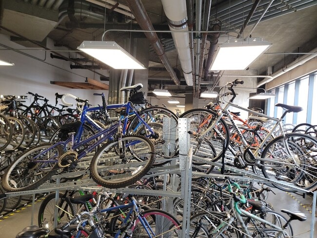 Building Photo - 3660 N Lake Shore Dr