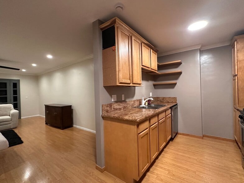 Building Photo - 6600 Warner Ave