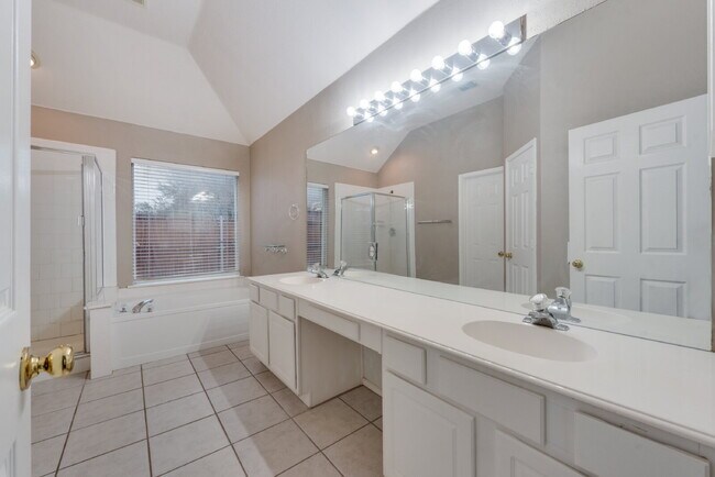 Building Photo - Attractive 3 Bedroom, 2 Bath Home in Stonebridge Ranch!