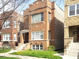 Building Photo - 5304 W Altgeld St