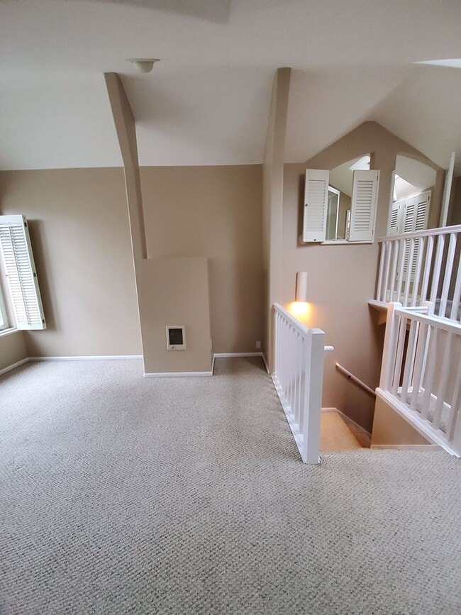 Building Photo - Great Home In Charbonneau