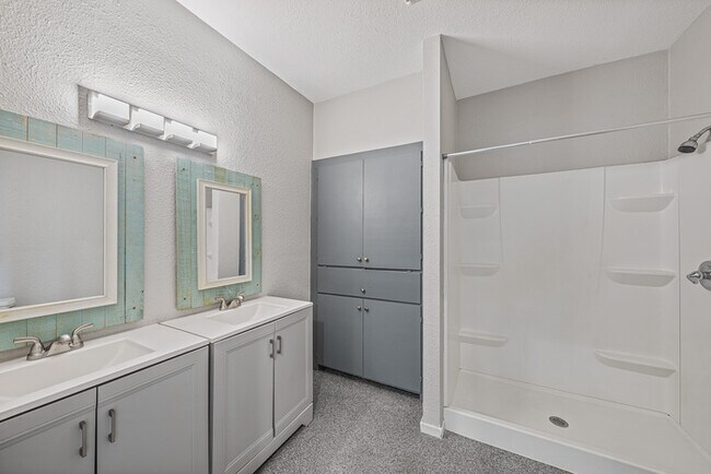 Building Photo - 2930 FM971