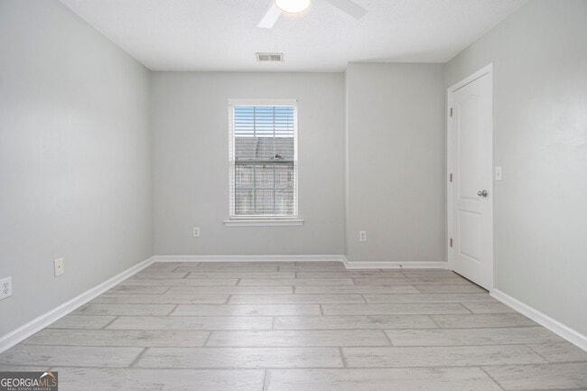 Building Photo - 1509 Bayrose Cir