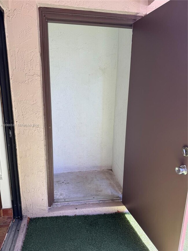 Building Photo - 8999 SW 123rd Ct