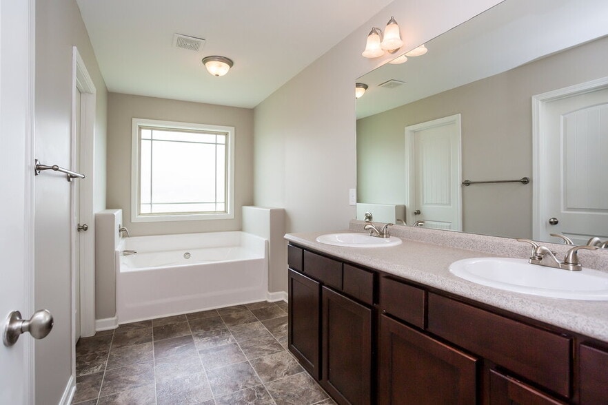 Building Photo - 4312 Rolfe Ct