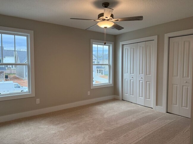 Building Photo - Maryville 37803 - 3 bedroom 2.5 bath - contact Debra Johnson 865-591-8281