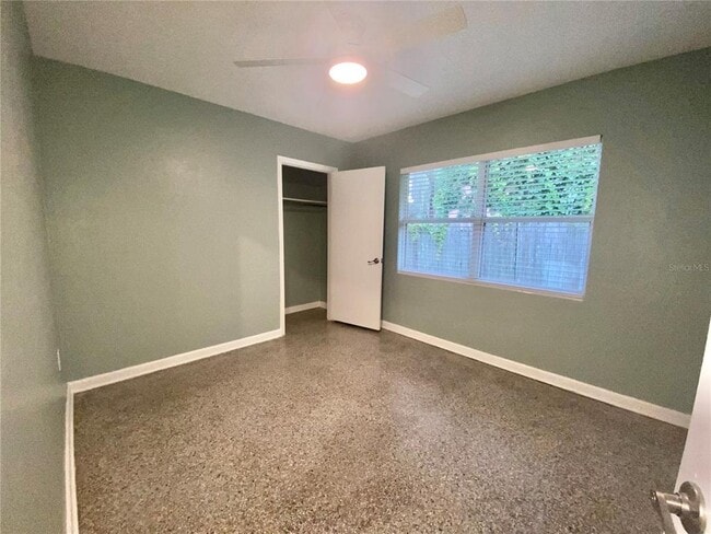 Building Photo - 1022 Delaney Park Dr