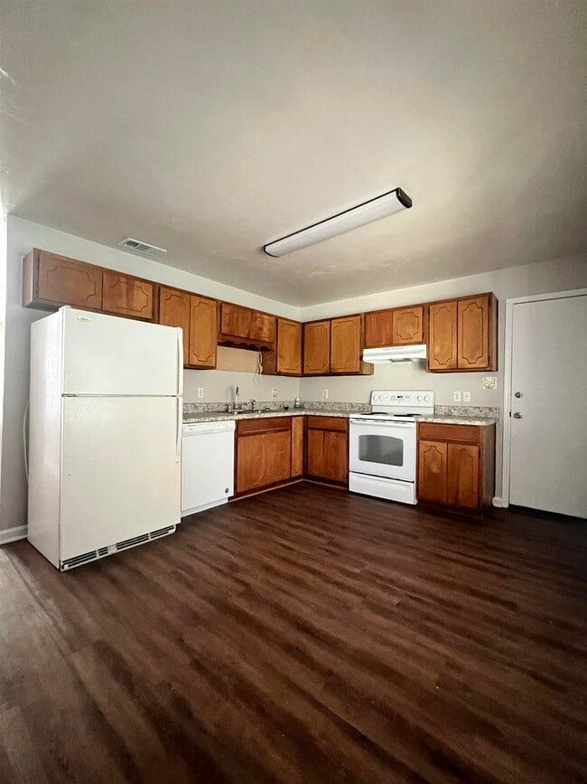 Building Photo - 2437 Jolene Ln