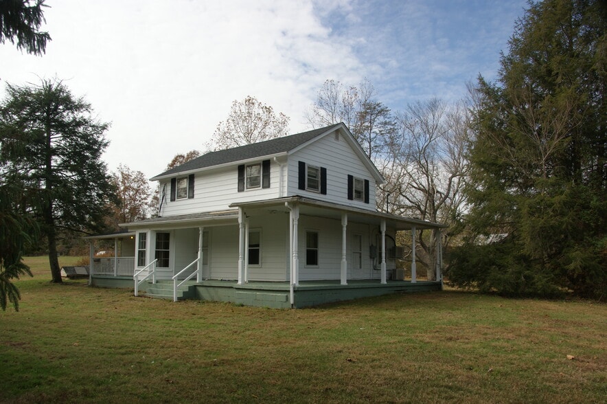 Building Photo - 5294 Alberene Rd