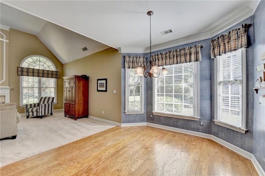 Building Photo - 355 Laurel Oak Dr