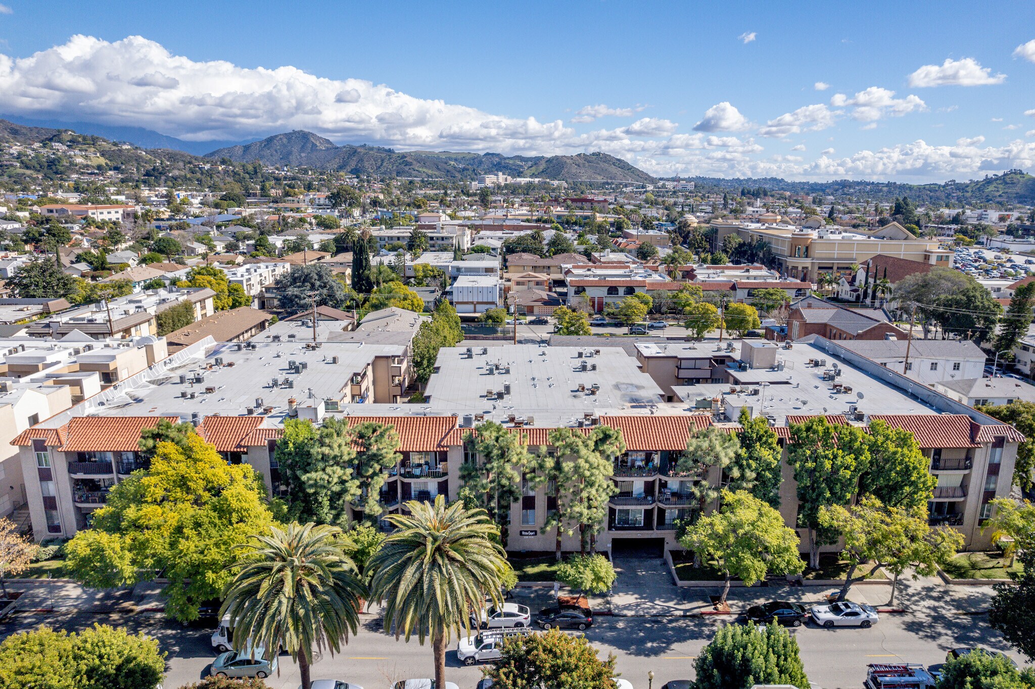 Building Photo - 310 N Jackson St